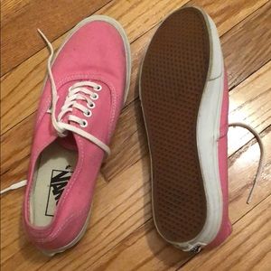 PINK VANS